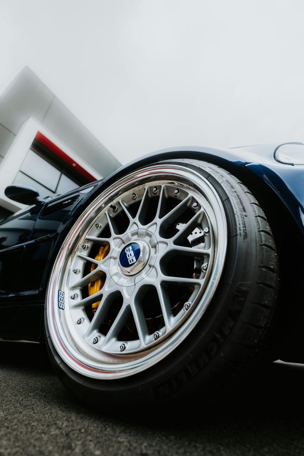 Tout savoir sur les pneus ovation pour votre voiture